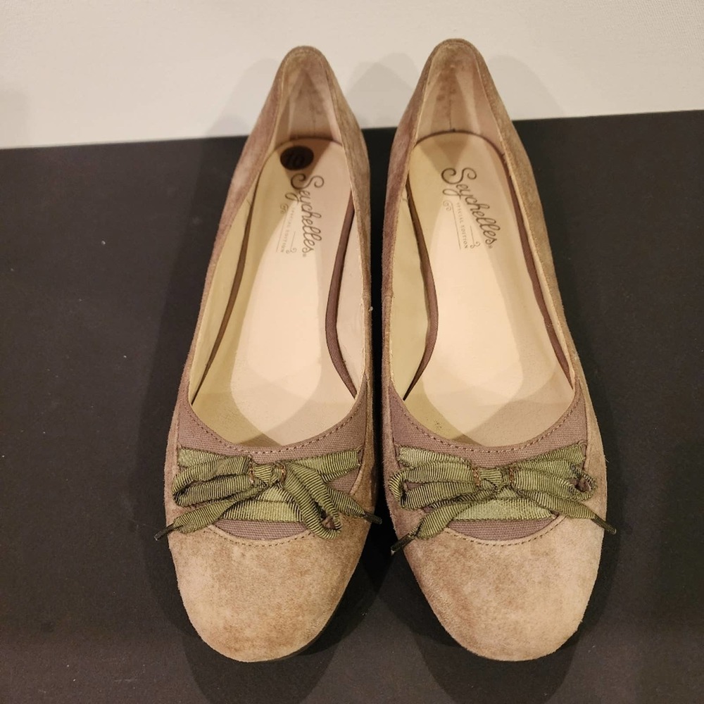 SEYCHELLES Special Edition Taupe Suede Leather Flats SIZE 10M - Picture 2 of 14